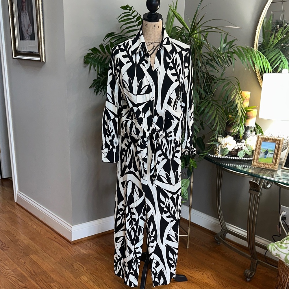 Rachel Zoe Black and White Leaf Print 3 piece top pants and belt size large 🖤🌴